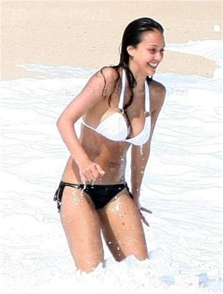 Bikini en çok onlara yakışıyor!
