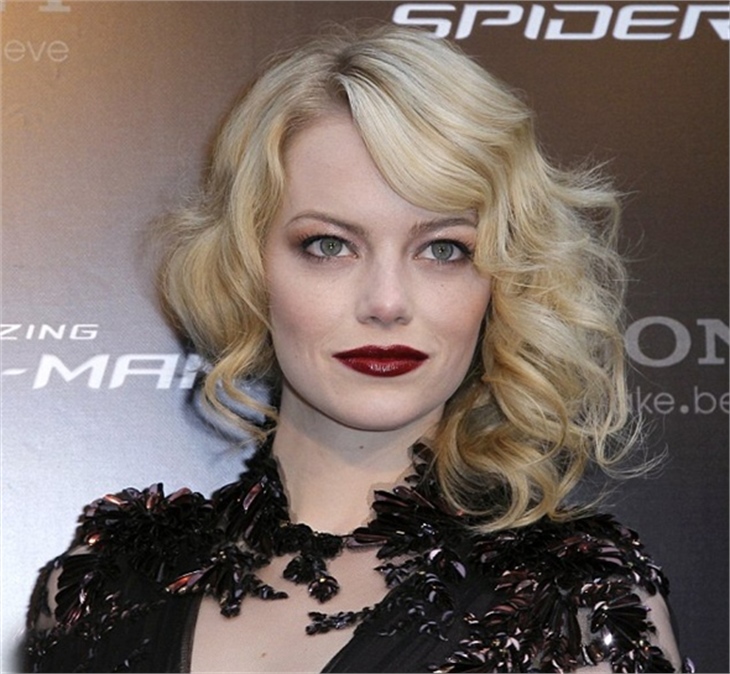 Emma Stone prömiyere damga vurdu!