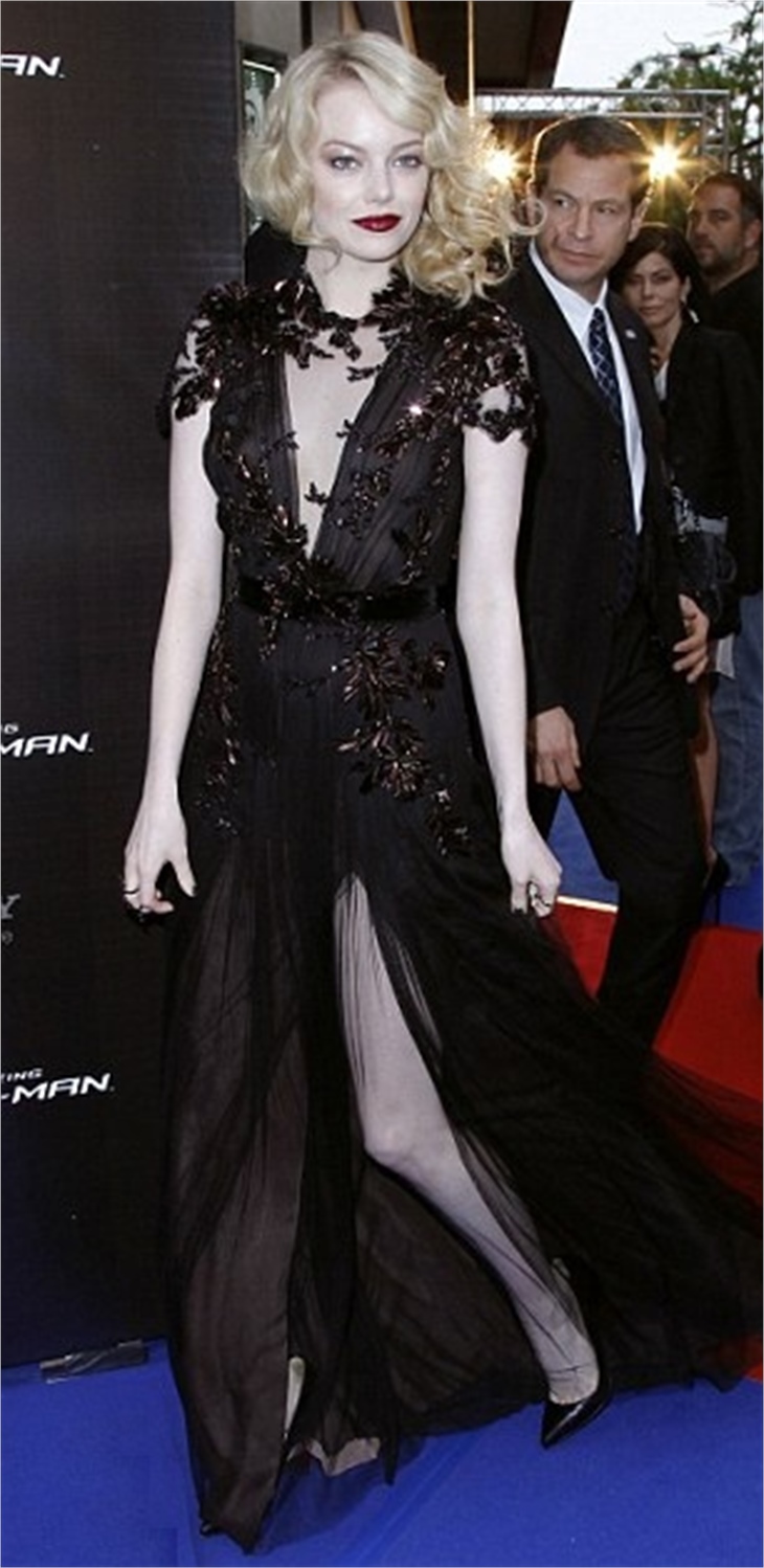 Emma Stone prömiyere damga vurdu!