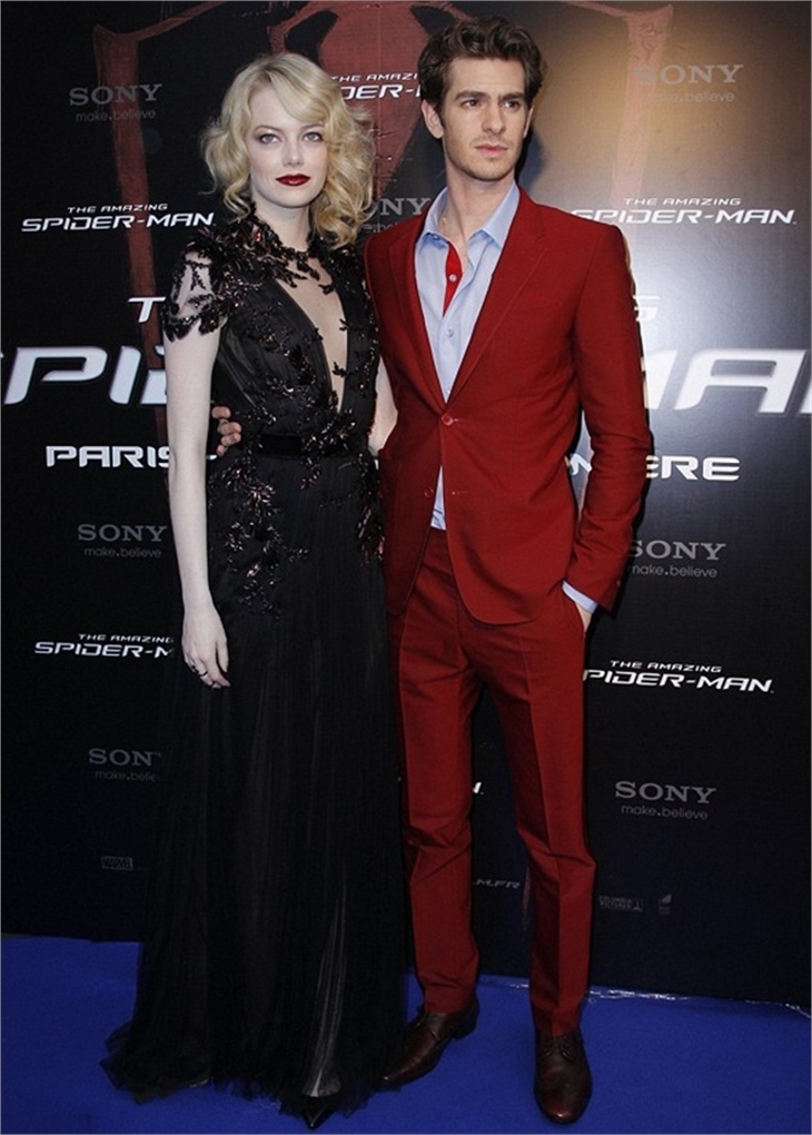 Emma Stone prömiyere damga vurdu!