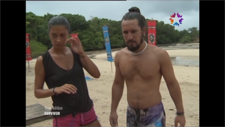 Survivor'da ödül oyunu!