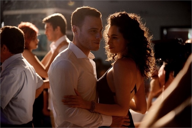 Güneşi Beklerken'de Kerem'in Zeynep oyunu!