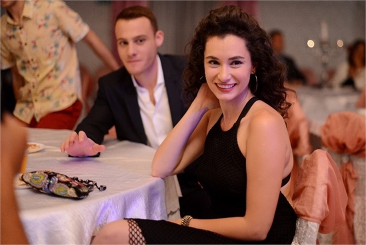 Güneşi Beklerken'de Kerem'in Zeynep oyunu!
