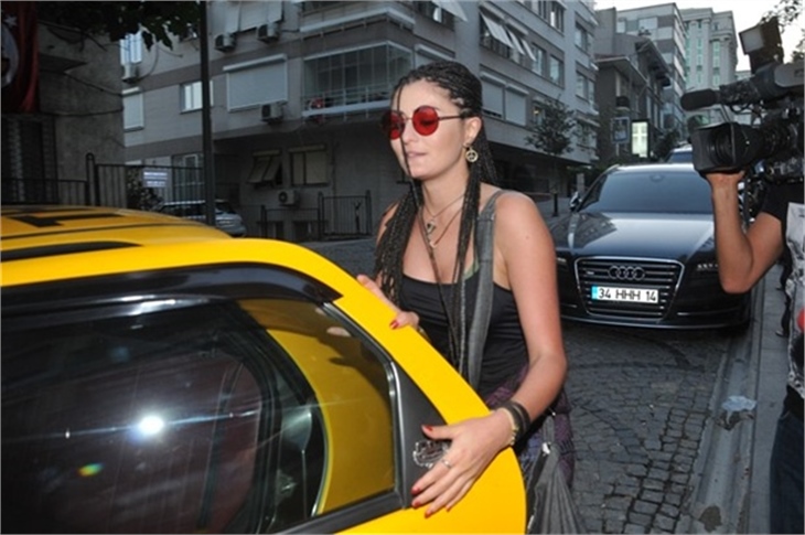 Deniz Çakır bu saçla mı dizi çekecek!