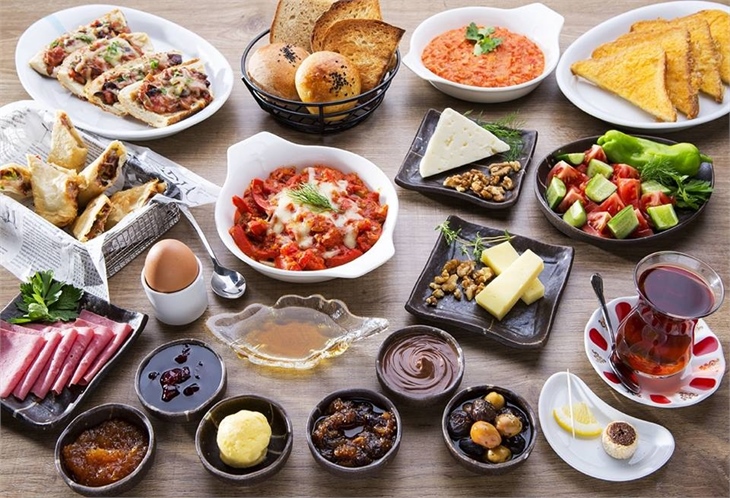 Kahvaltıya şık bir dokunuş
