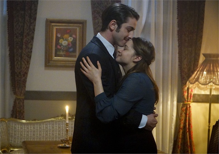 Miray Daner ve Boran Kuzum, 'En İyi TV Çifti' oldu!