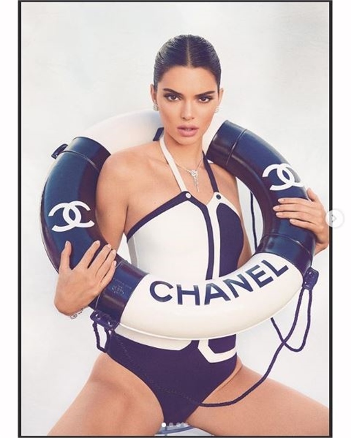 Kendall Jenner sınırları zorladı!