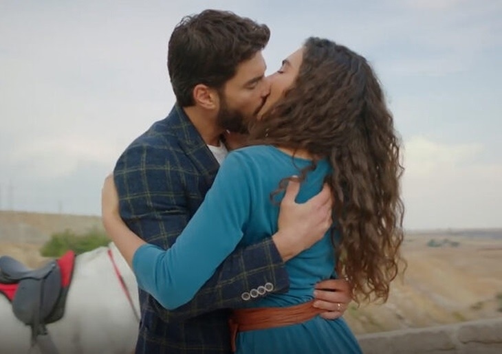 Hercai'de olay öpüşme! Reyyan ile Miran'ın tutkulu aşkı ekrana kilitledi!