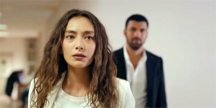 'Sefirin Kızı'ndan ayrılan Neslihan Atagül'ün yerine bakın kim geldi?