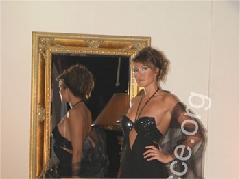 Aslı Baş
