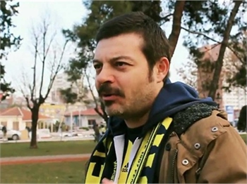 Ünlülerin derbi tahminleri