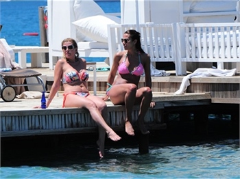 Harem'in seksi güzelleri tatilde!