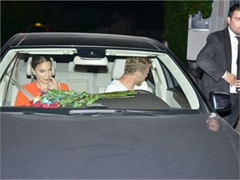 Romantik aşık Semih Kaya