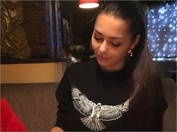 Helga Lovekaty bir futbol tutkunu!