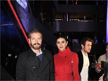 Engin Öztürk, İdil Fırat aşkı devam ediyor
