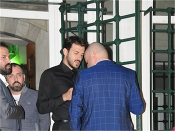 Merhum sanatçı Oya Aydoğan için camide Kuran okutuldu