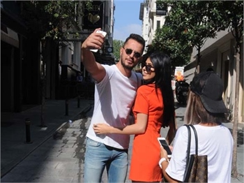 Aslı Enver, Murat Boz'u yalnız bıraktı