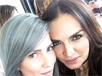 Whisper'da çok moda bir kutlama