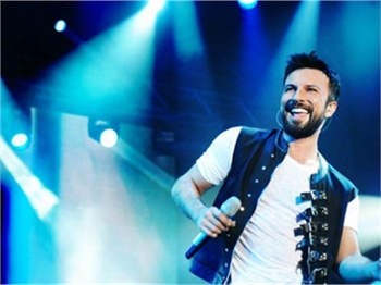 Tarkan'dan 15 şarkı