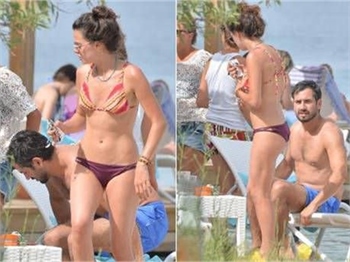 Özge Özpirinçci’nin deniz aşkı...