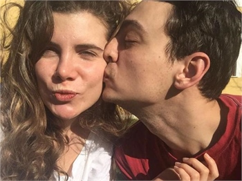 Çocuklar Duymasın'ın Duygu'su Ayşecan Tatari aşık