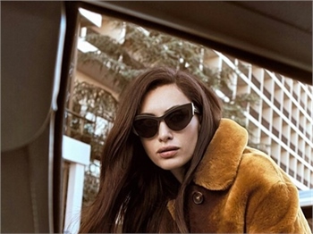 Hande Doğandemir'den bir ilk!