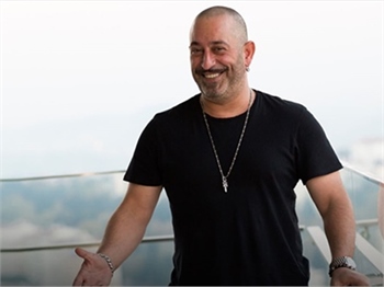 Arif V 216'ya son yorum Cem Yılmaz'dan geldi!