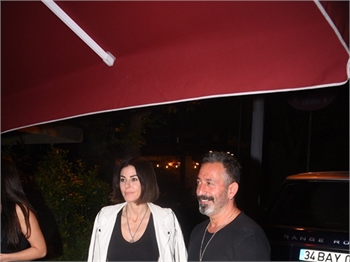 Cem Yılmaz ve Defne Samyeli'nin neşeli halleri!