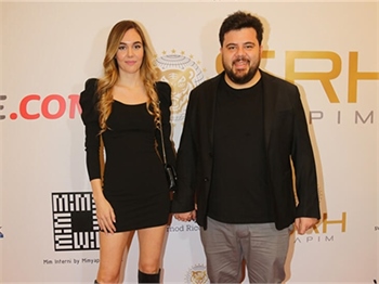 Berfu Yenenler göz kamaştırdı!