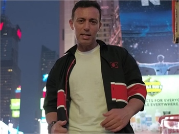 Mustafa Sandal'dan Defne Samyeli yorumu! "Emeğe saygısızlık!"