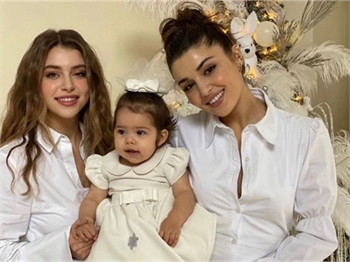 Hande Erçel'in yeğeni Aylin Mavi'ye 1. yaş partisi!