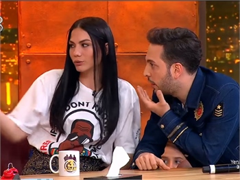 Demet Özdemir'den Oğuzhan Koç'a kalp emojisi