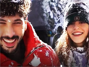 'Menajerimi Ara'nın setinde kar topu savaşı!