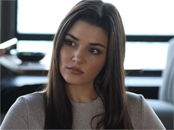 Hande Erçel: Sinirlenince gözüm döner