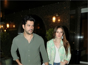 Fahriye Evcen'den Burak Özçivit'e: "Çok tatlısınız beyefendi!"
