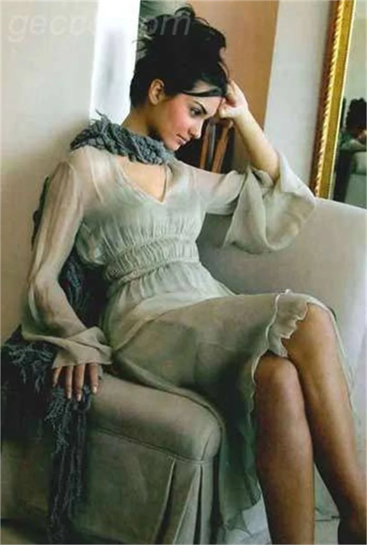 TUBA BÜYÜKÜSTÜN
