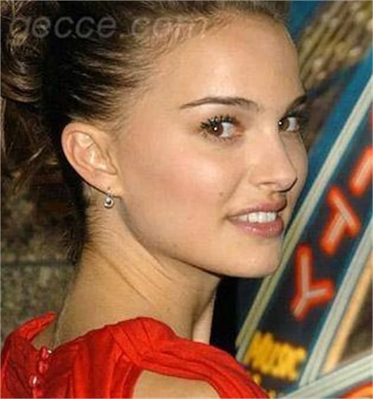 NATALIE PORTMAN