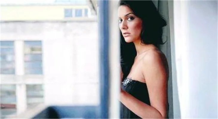 BERGÜZAR KOREL