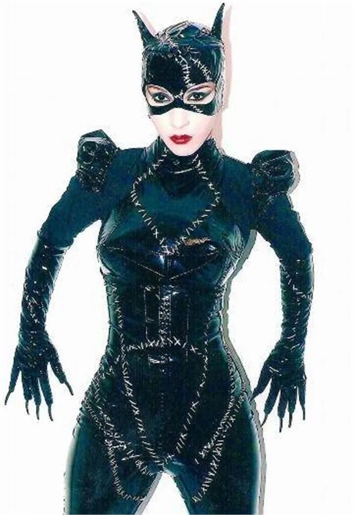 HANDE YENER