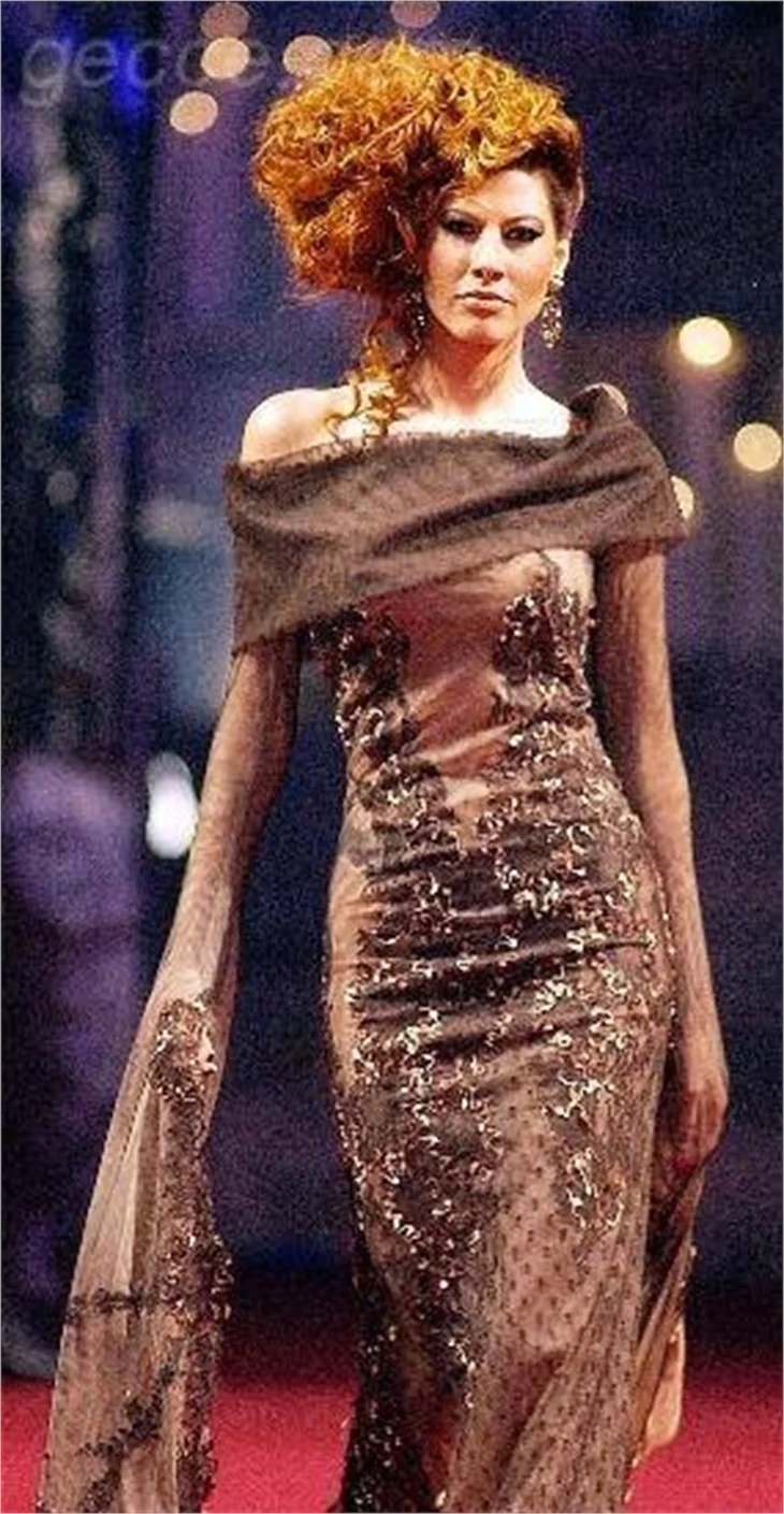ŞENAY AKAY