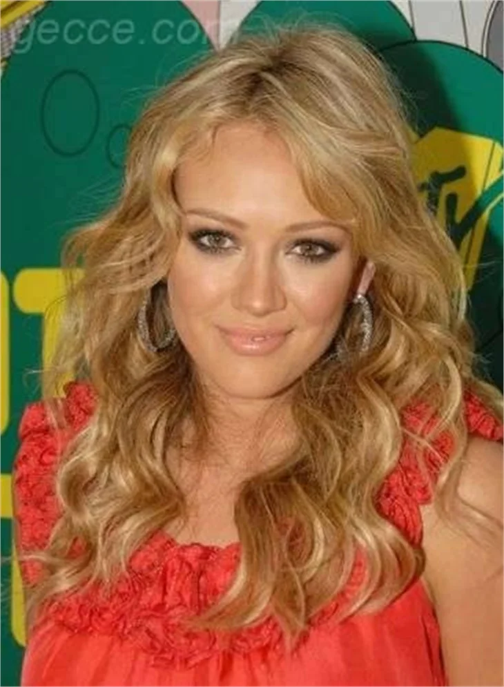 HILARY DUFF