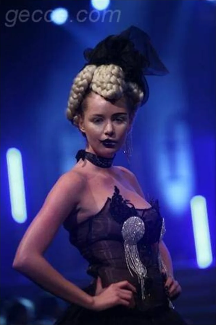 MISS FASHION