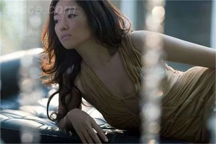 GONG LI