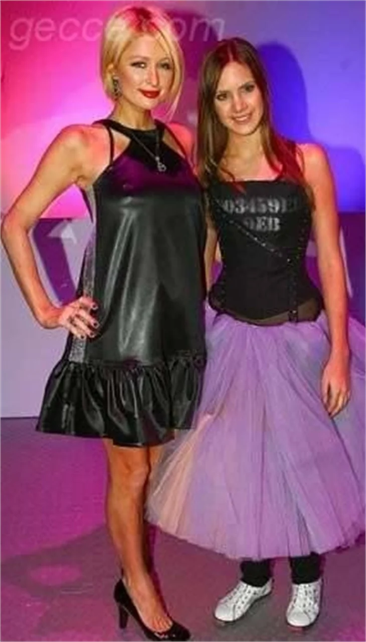 RUSYA´NIN ´PARIS HILTON´LARI