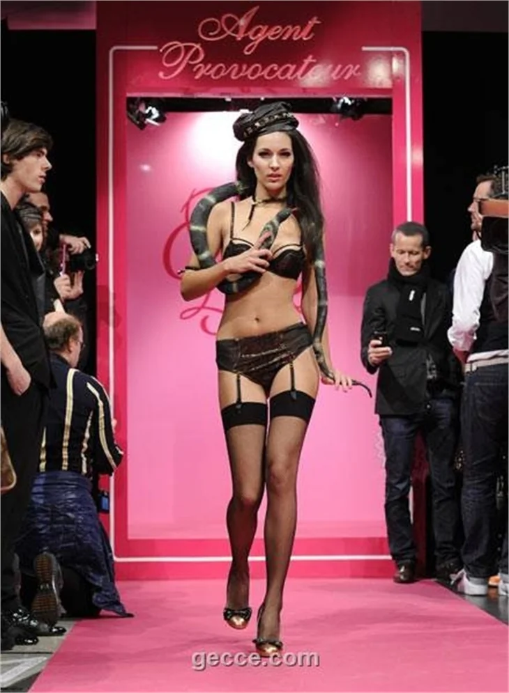 VICTORIA´S SECRET