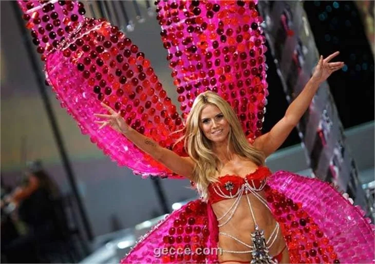 VICTORIA´S SECRET