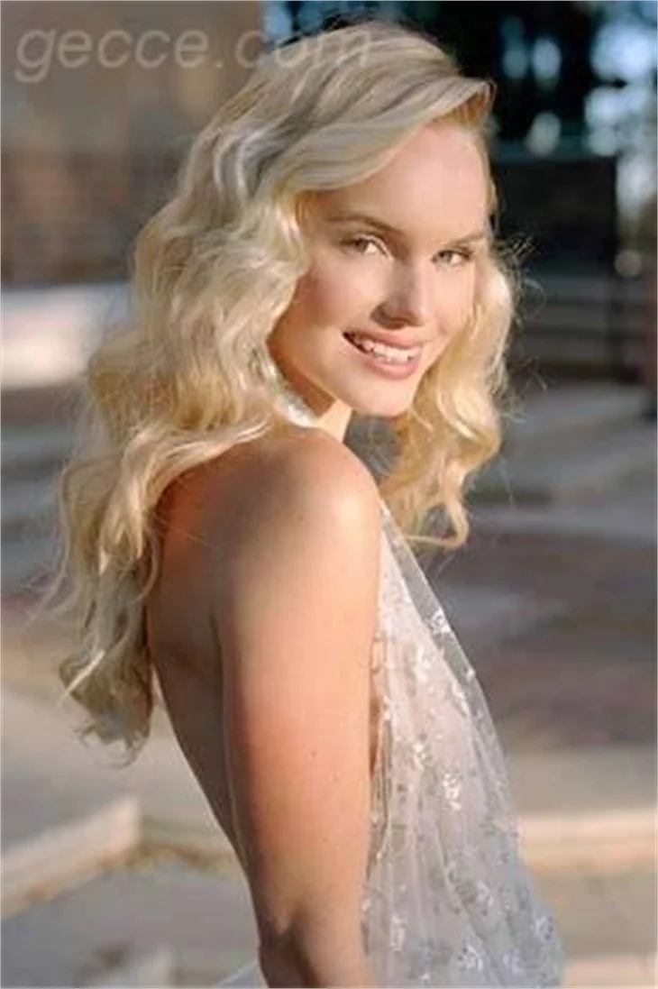 KATE BOSWORTH