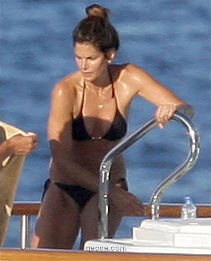 CINDY CRAWFORD
