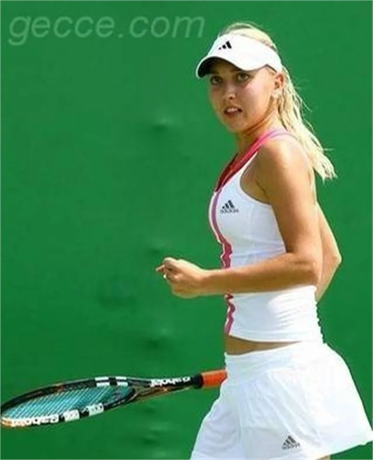 Tenis kortlarının güzelleri
