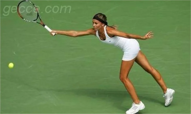 Tenis kortlarının güzelleri